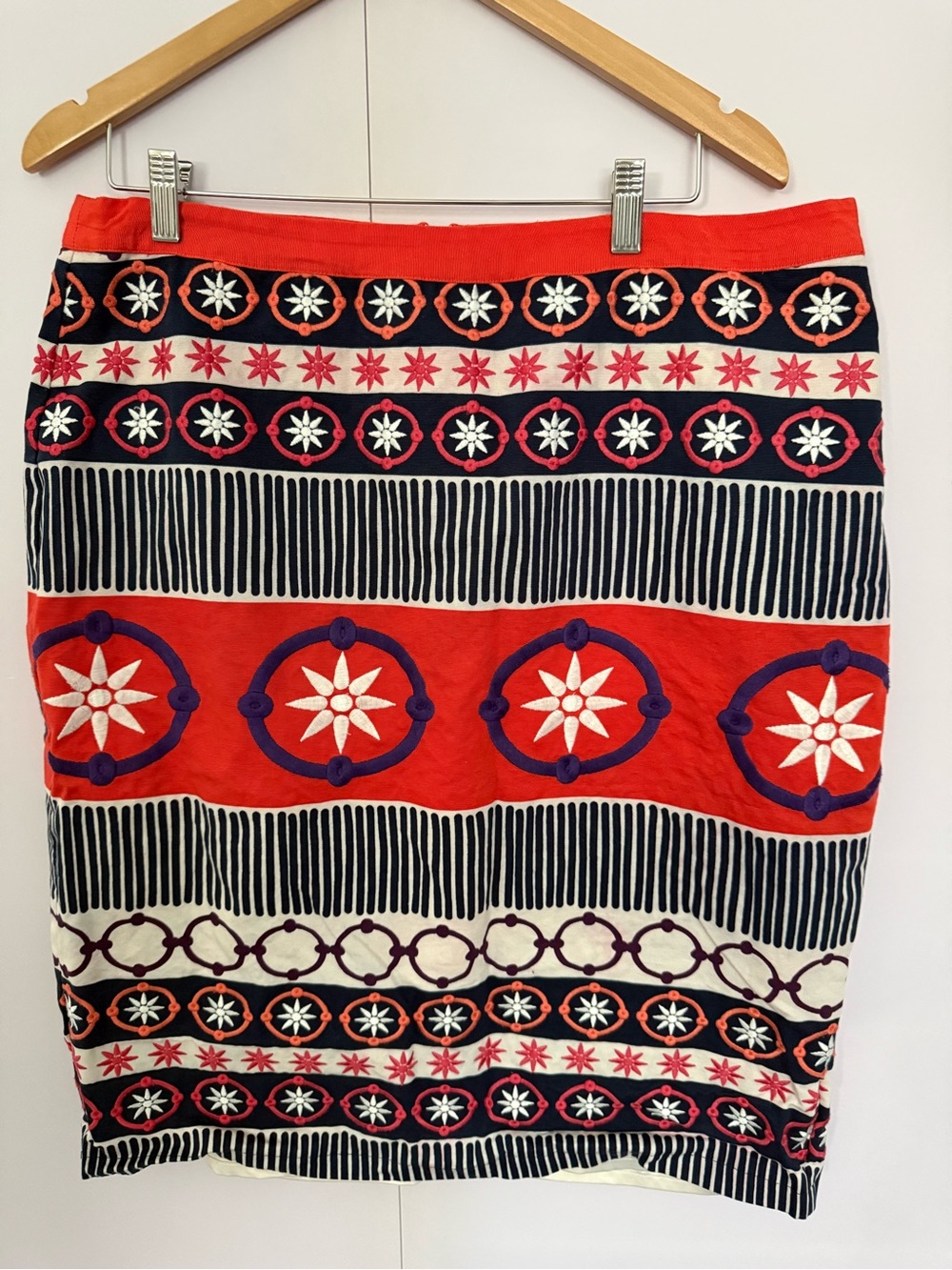Boden Women Tribal Embroidered Size
14L US Pencil Skirt Full Lined Boho Cotton